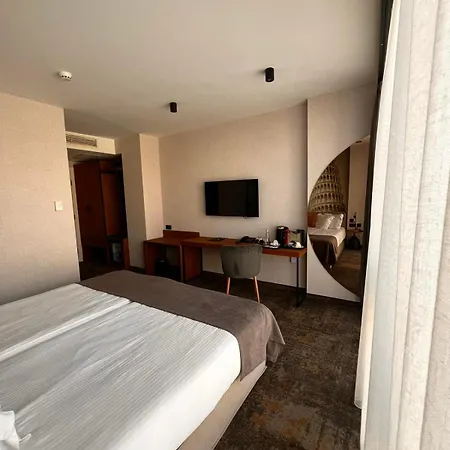 Mm Boutique Hotel 4*